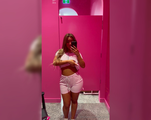 Bxbyvioletx aka bxbyvioletx - 10-19-2023 OnlyFans Video - Want me to send u videos while Im shopping