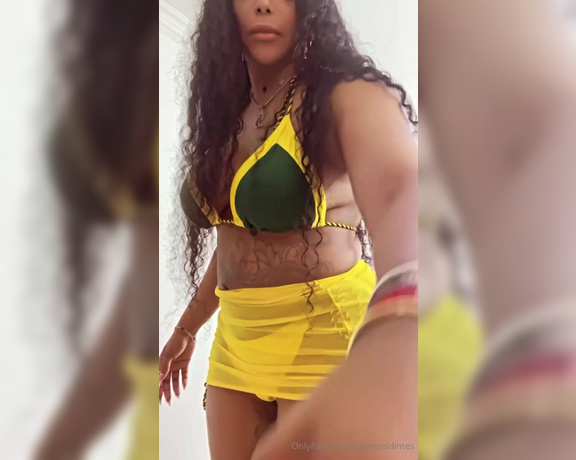 Dani Dimes aka iamdanidimes - 06-22-2024 OnlyFans Video - I need a boyfriend to take me on vacation and spend time with me