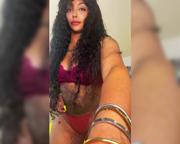 Dani Dimes aka iamdanidimes - 08-16-2024 OnlyFans Video - This ass deserves a round of applause