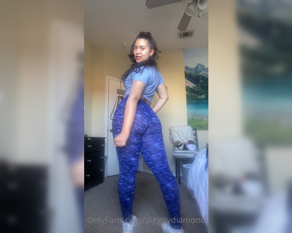 Diggity Diamond aka diggitydiamond - 12-02-2020 OnlyFans Video - Hahaha SORRY IVE BEEN GONE classes stressed me TF out