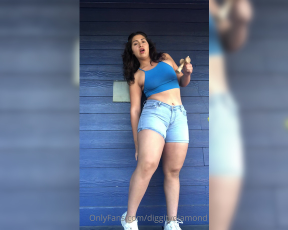 Diggity Diamond aka diggitydiamond - 05-11-2020 OnlyFans Video - enjoy a vid of me getting nervous bc people were showing up