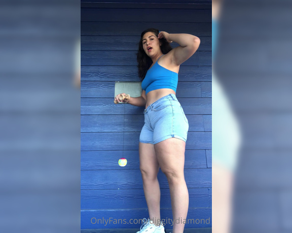 Diggity Diamond aka diggitydiamond - 05-11-2020 OnlyFans Video - enjoy a vid of me getting nervous bc people were showing up