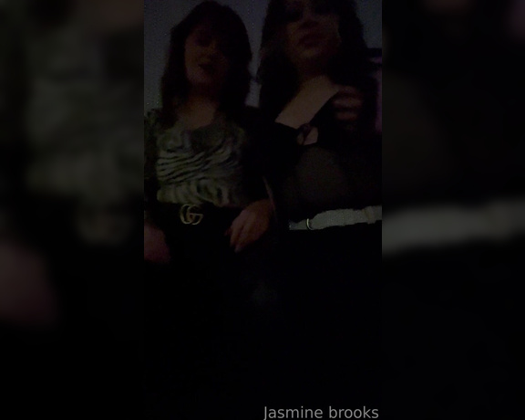 Jasmine Brooks aka jasminebrooks - 05-25-2023 OnlyFans Video - Me and CataliaValentin are always messing around together