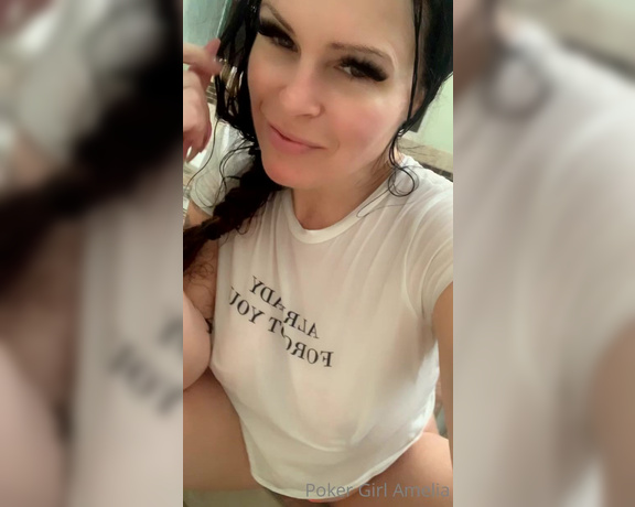 Peachy Queen Amelia aka peachyqueenamelia - 02-03-2021 OnlyFans Video - Hot tub night