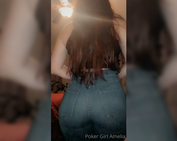 Peachy Queen Amelia aka peachyqueenamelia - 12-31-2020 OnlyFans Video - I have catching up to do