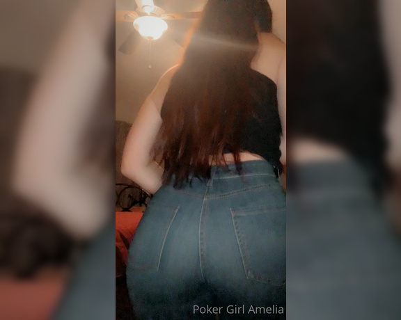 Peachy Queen Amelia aka peachyqueenamelia - 12-31-2020 OnlyFans Video - I have catching up to do