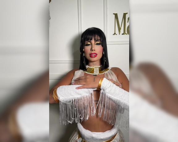 Paola Vega aka paolavegaoficial - 10-23-2024 OnlyFans Video - Tú Cleopatra está muy caliente