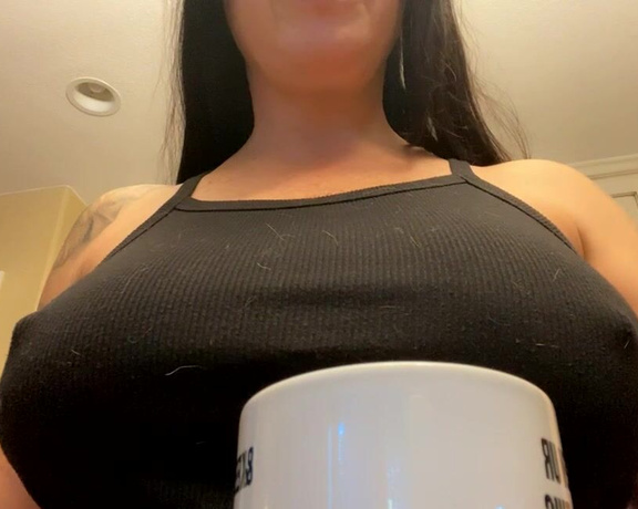 Peachy Queen Amelia aka peachyqueenamelia - 11-04-2021 OnlyFans Video - Good morning  its THURSDAY  Hmmmmm