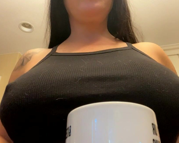 Peachy Queen Amelia aka peachyqueenamelia - 11-04-2021 OnlyFans Video - Good morning  its THURSDAY  Hmmmmm