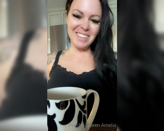 Peachy Queen Amelia aka peachyqueenamelia - 01-23-2022 OnlyFans Video - Good morning_og13