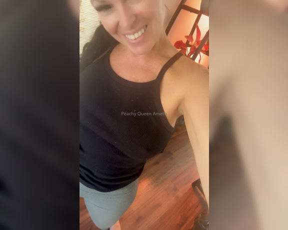 Peachy Queen Amelia aka peachyqueenamelia - 10-24-2024 OnlyFans Video - Good morning  Sweaty after the gym videos but would you mind or would I need