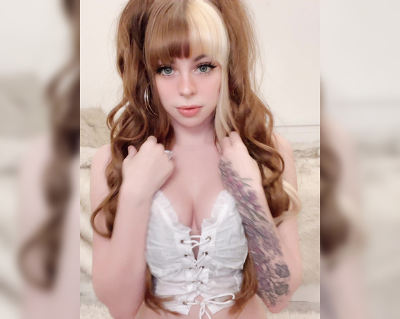 Ashley Tea aka heyashleytea - 02-04-2022 OnlyFans Video - ITS FRIDAAAAAAY  so excited that the weekend is here, its been such a productive and