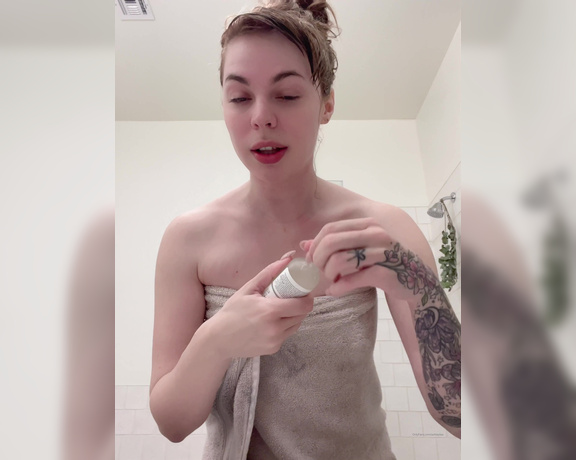 Ashley Tea aka heyashleytea - 03-06-2022 OnlyFans Video - good morning and happy Sunday Kenzie is out grabbing treats for us and Im fresh out