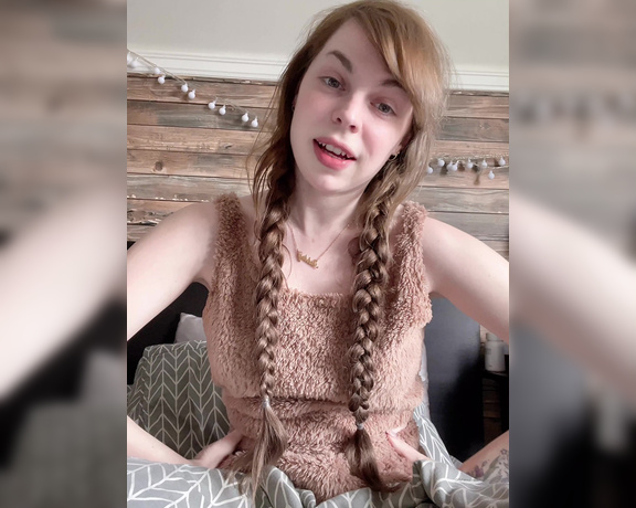 Ashley Tea aka heyashleytea - 04-13-2022 OnlyFans Video - Sick in bed Cozy Bear tea vlog update tiiiime  figured Id just touch base n