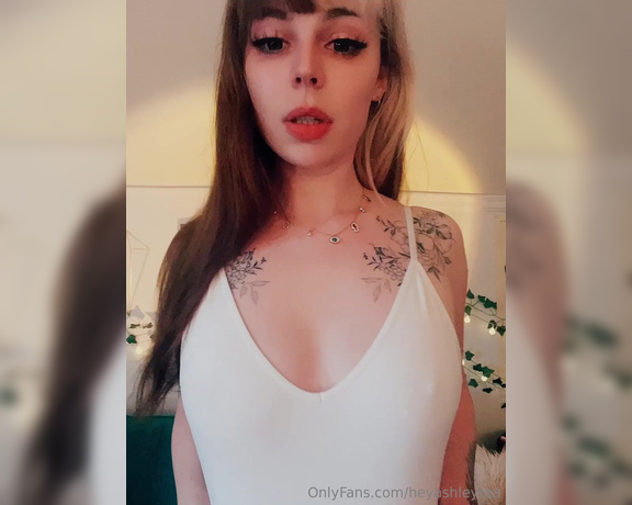 Ashley Tea aka heyashleytea - 11-22-2023 OnlyFans Video - Its a little chilly in here today