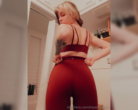 Ashley Tea aka heyashleytea - 12-18-2023 OnlyFans Video - Ive been working out lately  can you tell