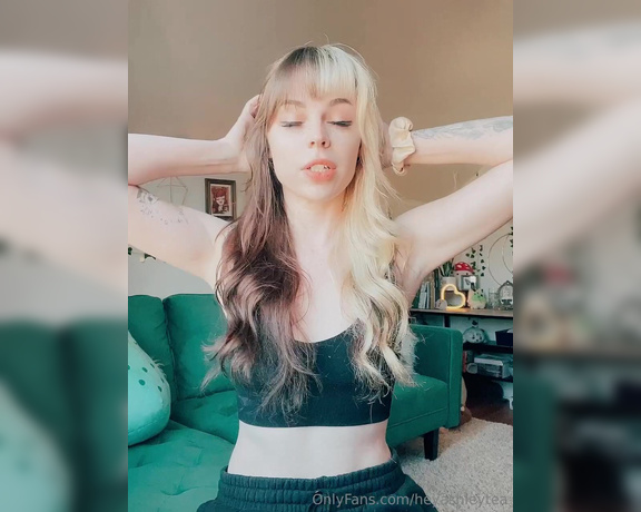 Ashley Tea aka heyashleytea - 02-12-2024 OnlyFans Video - iiiits MONDAAAAY which means I have energy bc I slept a lot the last two days