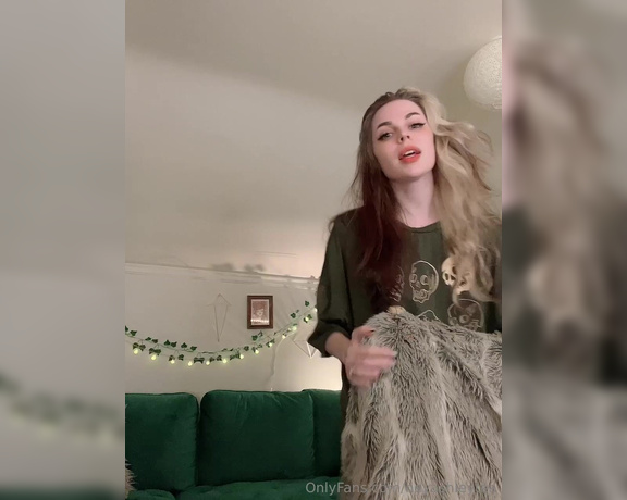 Ashley Tea aka heyashleytea - 02-17-2024 OnlyFans Video - yappin time