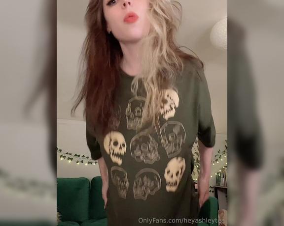 Ashley Tea aka heyashleytea - 02-17-2024 OnlyFans Video - yappin time