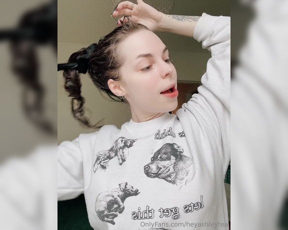 Ashley Tea aka heyashleytea - 02-23-2024 OnlyFans Video - Hot content where I dont look like an alien incoming but YAY ITS MY BIRTHDAAAAAAY