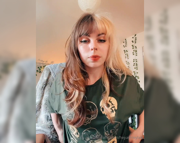 Ashley Tea aka heyashleytea - 07-31-2024 OnlyFans Video - a sprinkling of booty in and around some thoughts lol