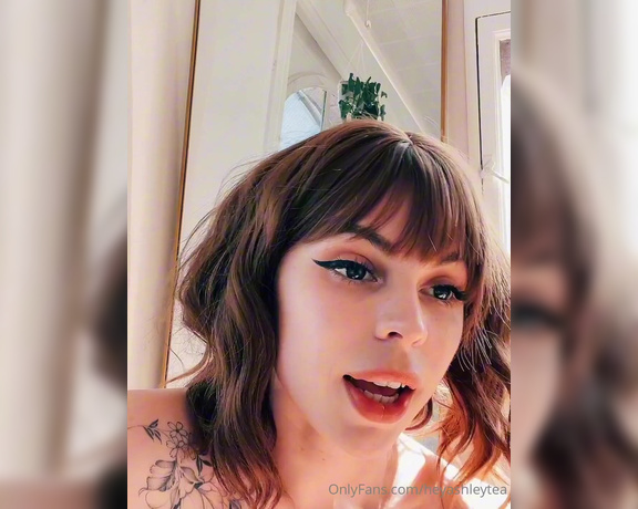 Ashley Tea aka heyashleytea - 10-11-2024 OnlyFans Video - AIGHT THAT WRAPS UP THE AUGUST SHOOT holy fuk can u believe it from this point