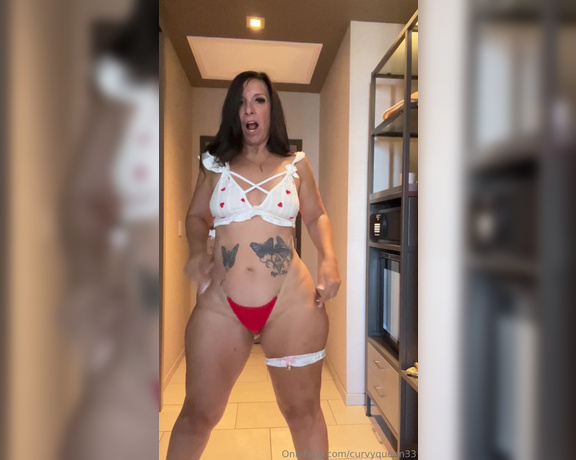 Curvy Queen aka curvyqueen33 - 10-04-2024 OnlyFans Video - Leaked curvyqueen33 93215