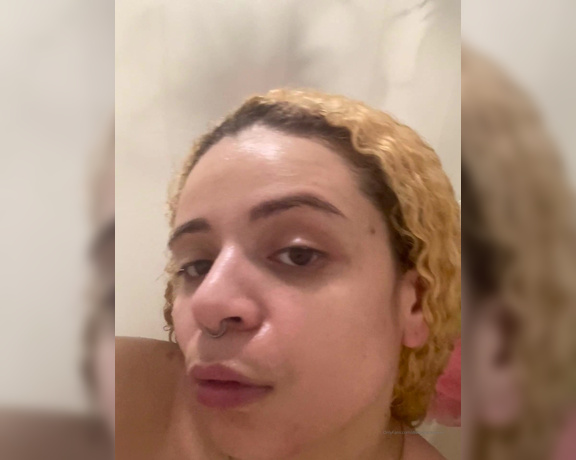 Divine Paradoxxx aka divineparadoxxx - 03-20-2023 OnlyFans Video - Do you prefer showers or baths PSSSS  I have a  solo shower video and