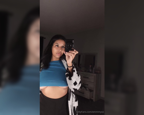 Emmmyxo aka emmmyxo - 12-03-2024 OnlyFans Video - Make more content with this camera what you guys think