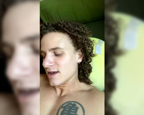 Curlyheadedfck aka curlyheadedfck - 05-13-2023 OnlyFans Video - Stream started at 05132023 0958 pm Taking a break from packing, relaxing with rileyross222