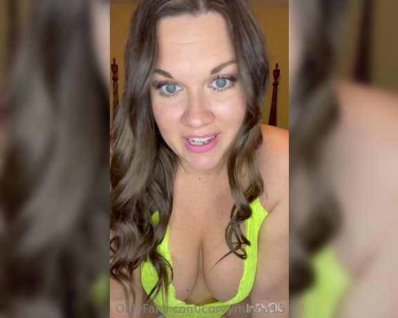 CurvyMama15 aka curvymama15 - 02-09-2023 OnlyFans Video - Body Worship Video