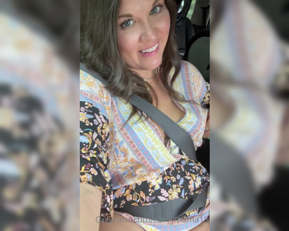 CurvyMama15 aka curvymama15 - 08-13-2023 OnlyFans Video - We had a fun time last night on our way to dinner