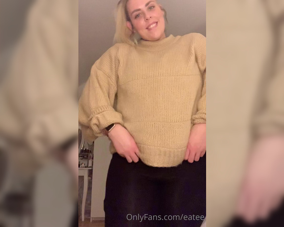 Eatee aka eatee - 12-20-2020 OnlyFans Video - Working on my belly dancing but just turns to belly play cause, well, how could anyone