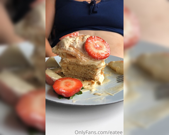 Eatee aka eatee - 08-12-2020 OnlyFans Video - 12 pancakes Easy  Might have some more for brunch