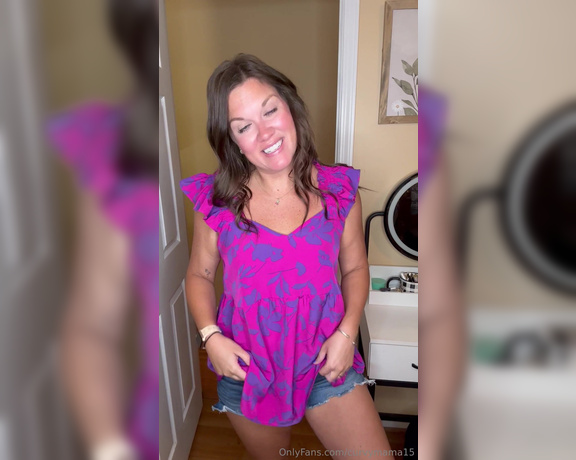 CurvyMama15 aka curvymama15 - 08-29-2024 OnlyFans Video - Happy Thursday_2dk9