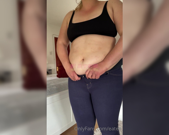 Eatee aka eatee - 05-01-2021 OnlyFans Video - Deceptively fat as always