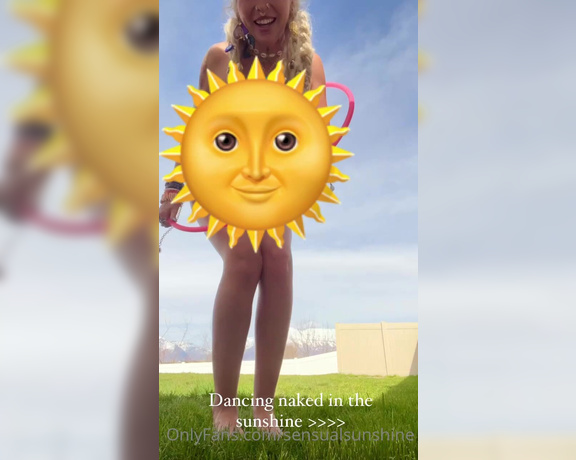 Sunshine999 aka sensualsunshine - 06-22-2023 OnlyFans Video - Full Nude Hula Hooping in ur dms unlock if u want more naked dancing videos_3hay