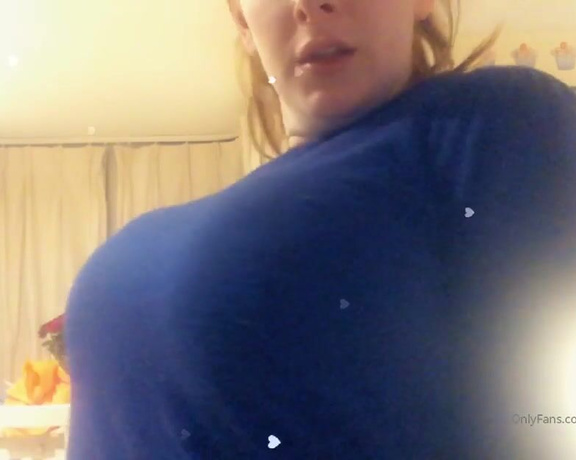 Carlotta Champagne aka carlotta - 03-25-2020 OnlyFans Video - So tired at the moment I should have mowed my grass this afternoon when I got