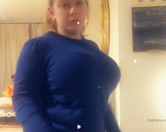 Carlotta Champagne aka carlotta - 03-25-2020 OnlyFans Video - So tired at the moment I should have mowed my grass this afternoon when I got