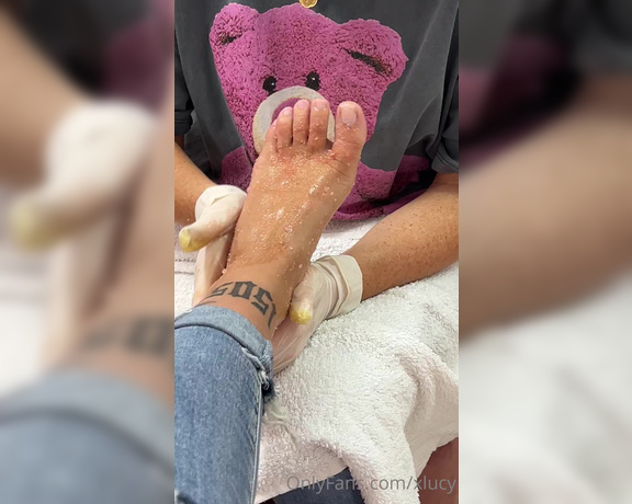 Bad Xlucy aka xlucy - 11-27-2021 OnlyFans Video - How do you like my feet