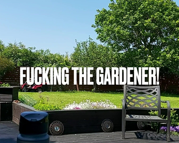 Serena Boux aka serenaboux - 06-30-2021 OnlyFans Video - FUCKED BY MY GARDENER My gardener came up behind me as I was watering my flowers