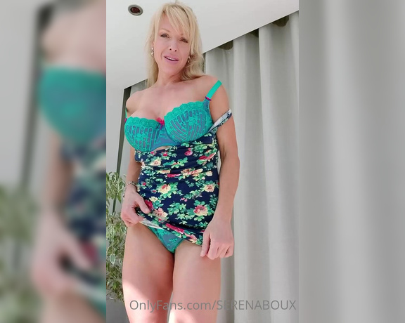 Serena Boux aka serenaboux - 05-13-2023 OnlyFans Video - Is it just me or is today a very hot day