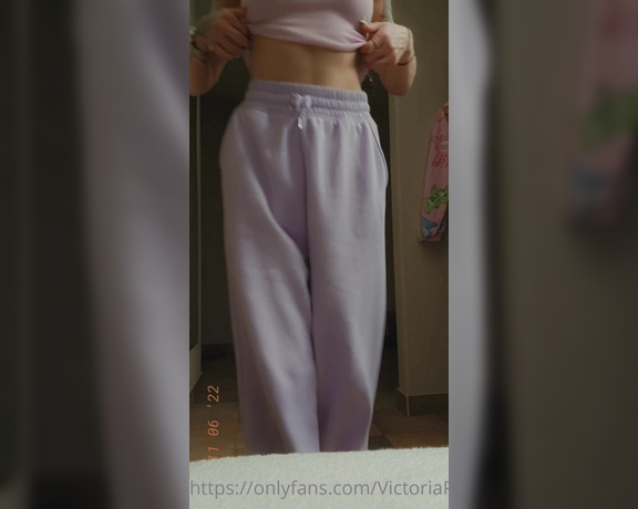 Victoria Rae aka victoriarae - 06-11-2022 OnlyFans Video - Im off to bed  night