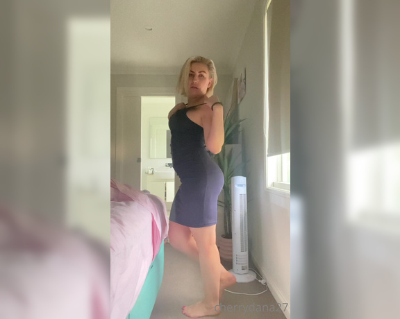 Cherrydana aka cherrydana27 - 04-04-2021 OnlyFans Video - Happy Easter