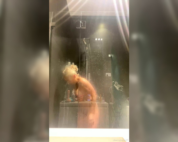 Cherrydana aka cherrydana27 - 06-21-2021 OnlyFans Video - Stream started at 06212021 0846 pm From my shower