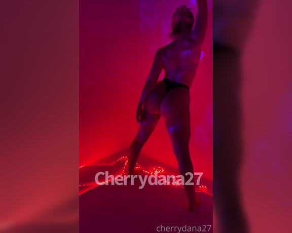 Cherrydana aka cherrydana27 - 07-16-2021 OnlyFans Video - This was fun  my cheeky little  flash