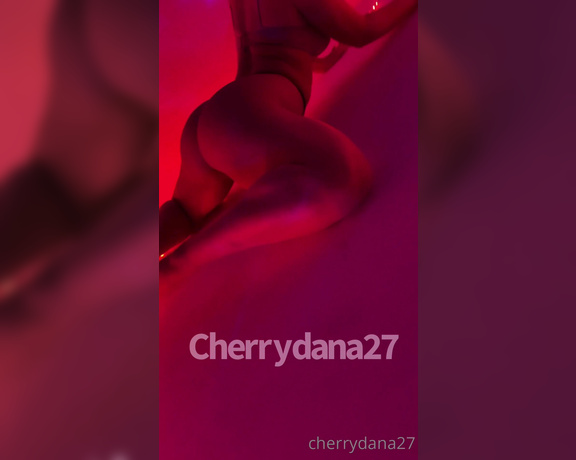 Cherrydana aka cherrydana27 - 07-16-2021 OnlyFans Video - This was fun  my cheeky little  flash