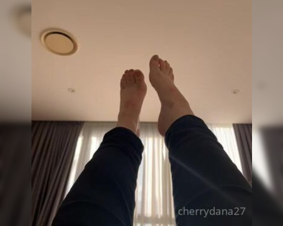 Cherrydana aka cherrydana27 - 09-03-2022 OnlyFans Video - Story Dump from this week_mux9