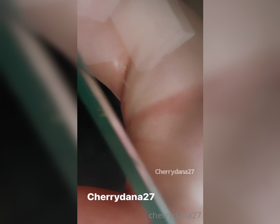 Cherrydana aka cherrydana27 - 11-21-2022 OnlyFans Video - Send me something  that I can get off too