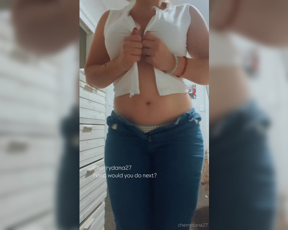 Cherrydana aka cherrydana27 - 11-20-2024 OnlyFans Video - Felt cute and cheeky_3eur